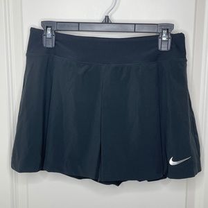 Nike Tennis Skirt- Size MEDIUM